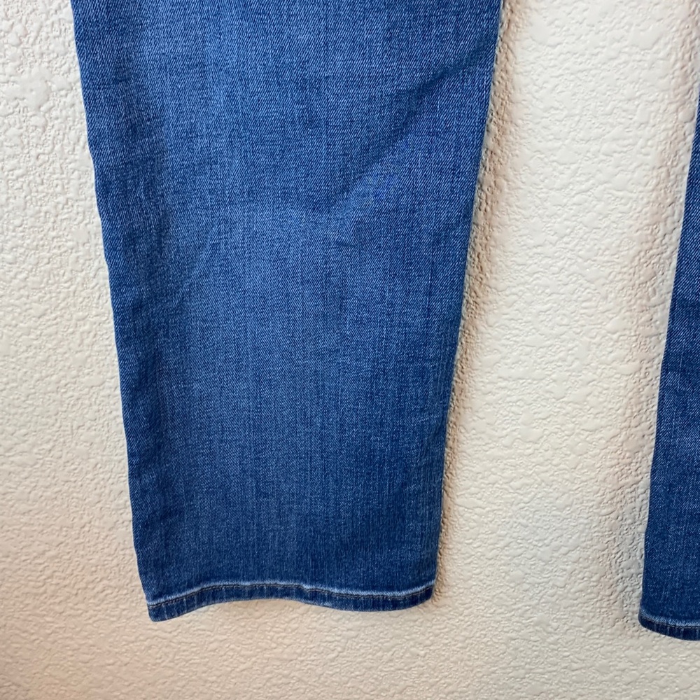 Ralph Lauren Women's classic straight jean sz 8 medium wash midrise work *flaw - Picture 6 of 8